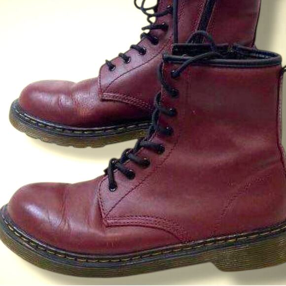 Women's Size 7 DR. MARTENS Red Leather Lace Up Side Zip 1460Y Combat Boots EUC - Picture 5 of 10